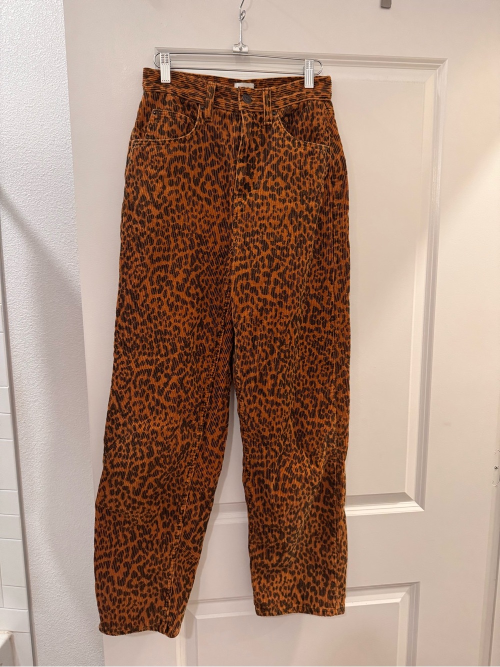 BDG Urban Outfitters Women’s Baggy Boyfriend Corduroy Cheetah Pants Size 26